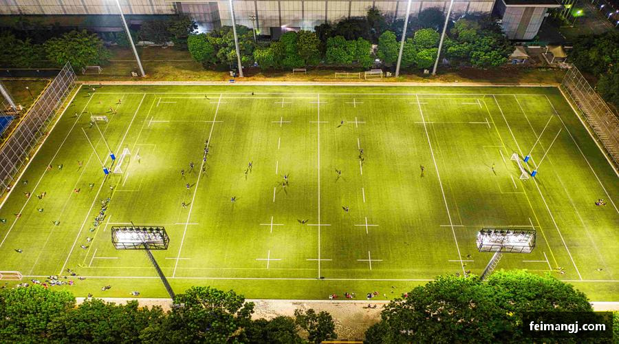 谈球吧app热血赛事，一触即发！🔥 你的尖叫，就是胜利的号角！